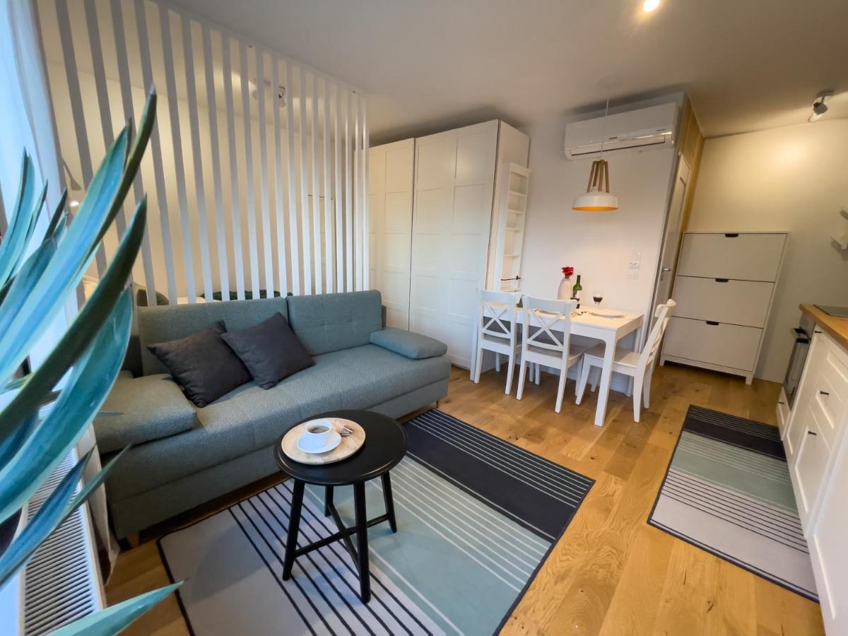 Urban Apartments Studio No 4A, Free Private Parking, Self Check-In Chorzów Eksteriør bilde